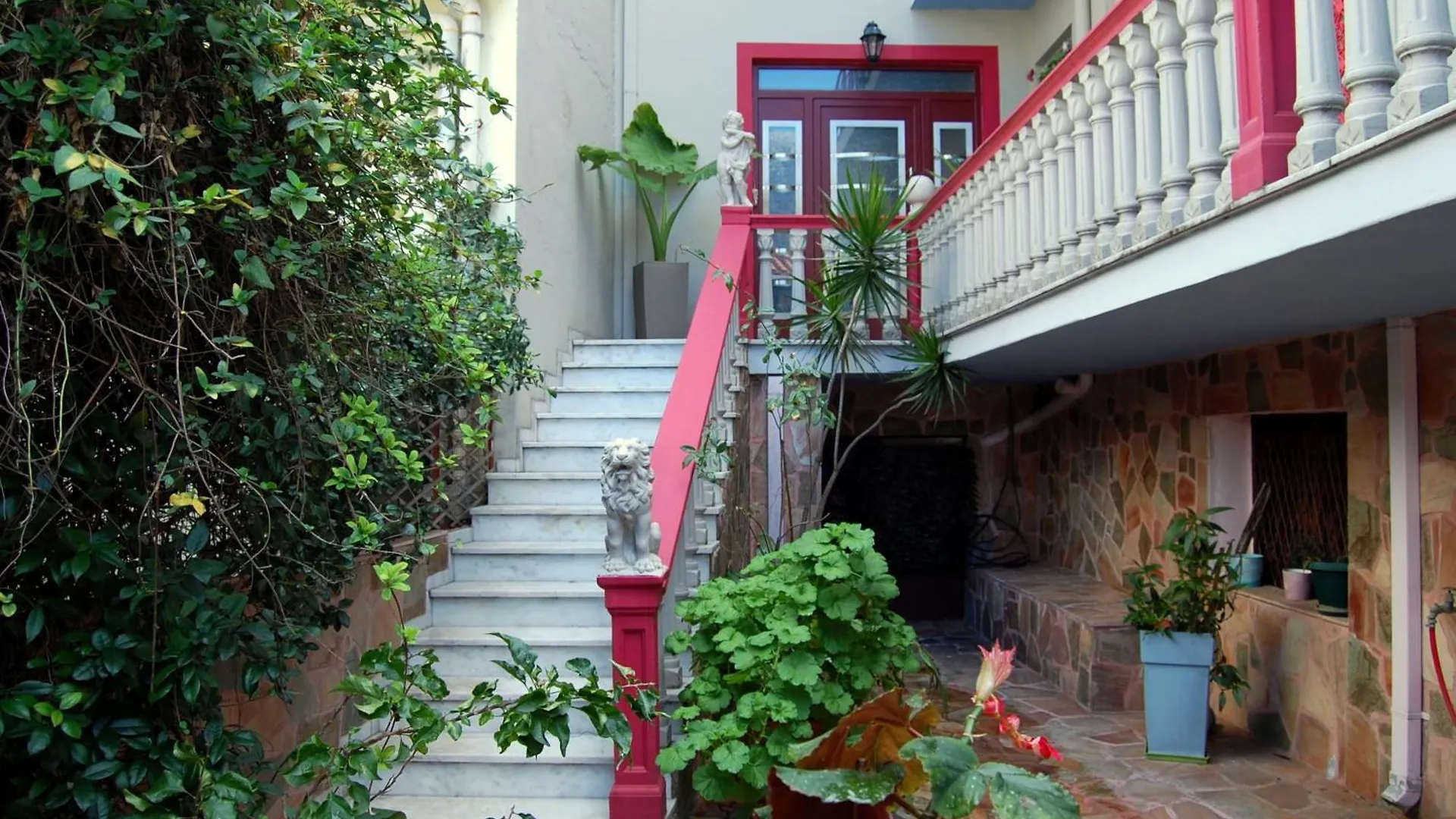 *** Ξενοδοχείο με διαμερίσματα Alkyoni Apartments & Studios Πόρος Ελλάδα