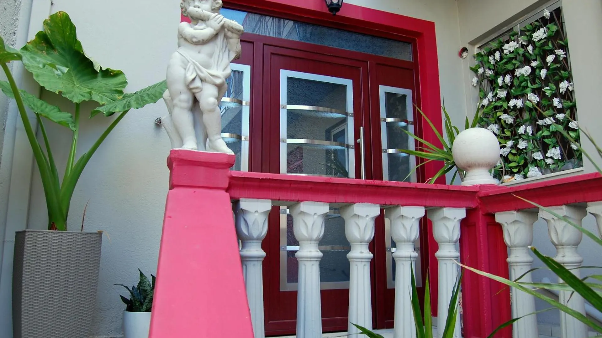 Alkyoni Apartments & Studios Πόρος 3*,