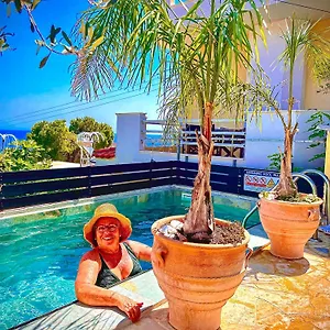 Villa Odysseas Art